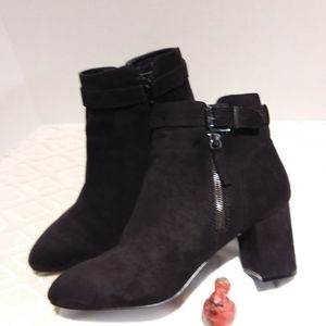 Black faux suede ankle boots-EUC